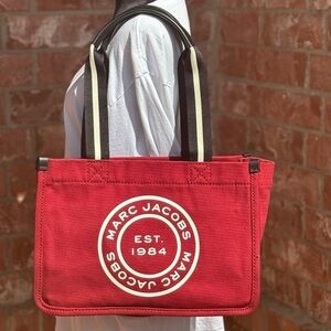 Marc Jacobs Medium Savvy Red Canvas Fabric Shoulder Convertible Tote Purse Bag